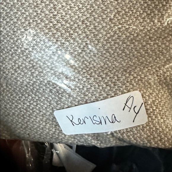 KERISMA OS Tan-cream quiet luxury oversized woman short sleeve wool sweater - Picture 11 of 11